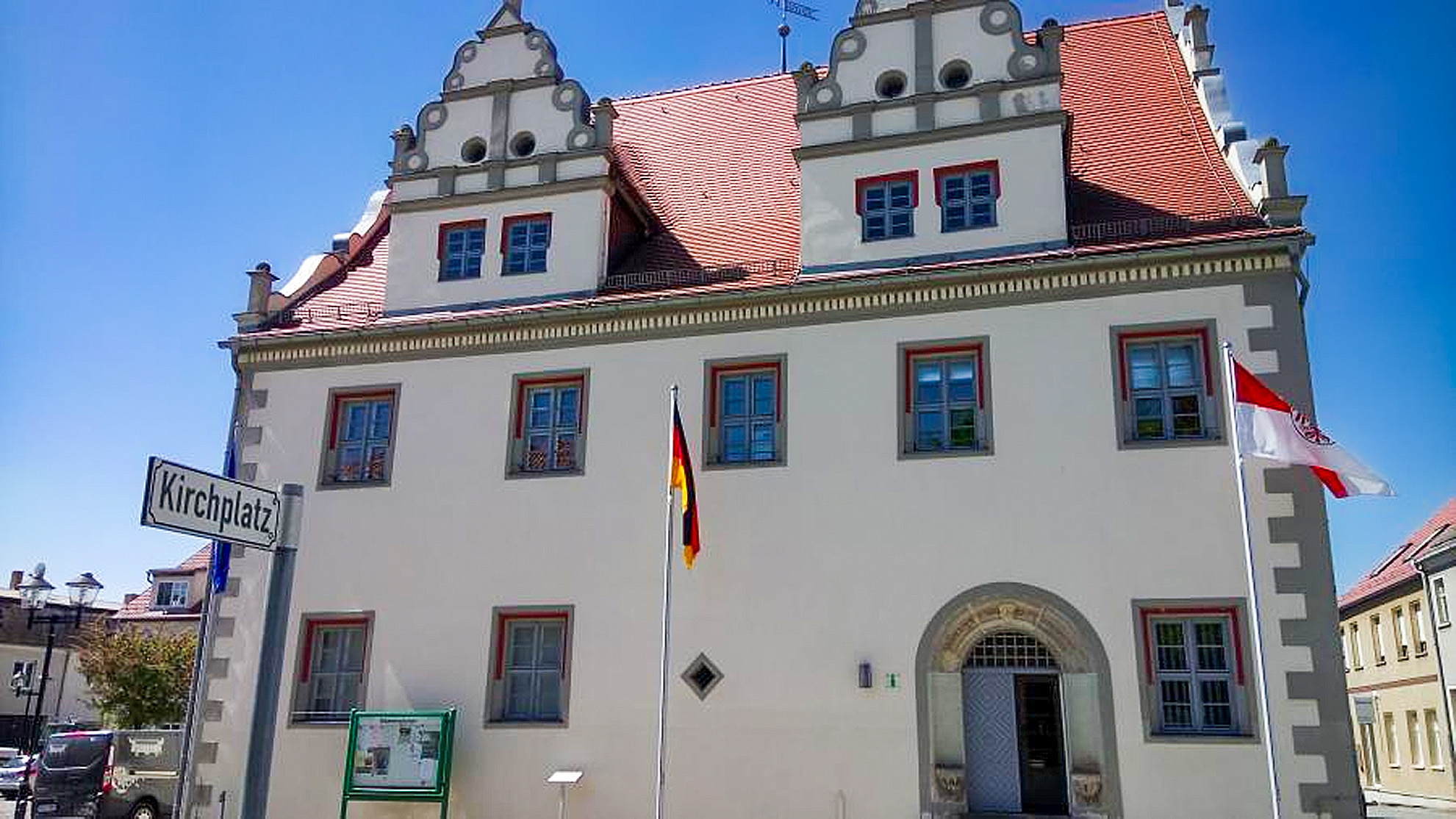 Beflaggung Rathaus