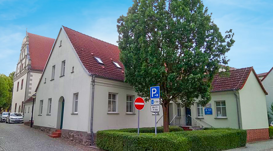 Anbau vom Hauptgebäude - Juristenstraße 4