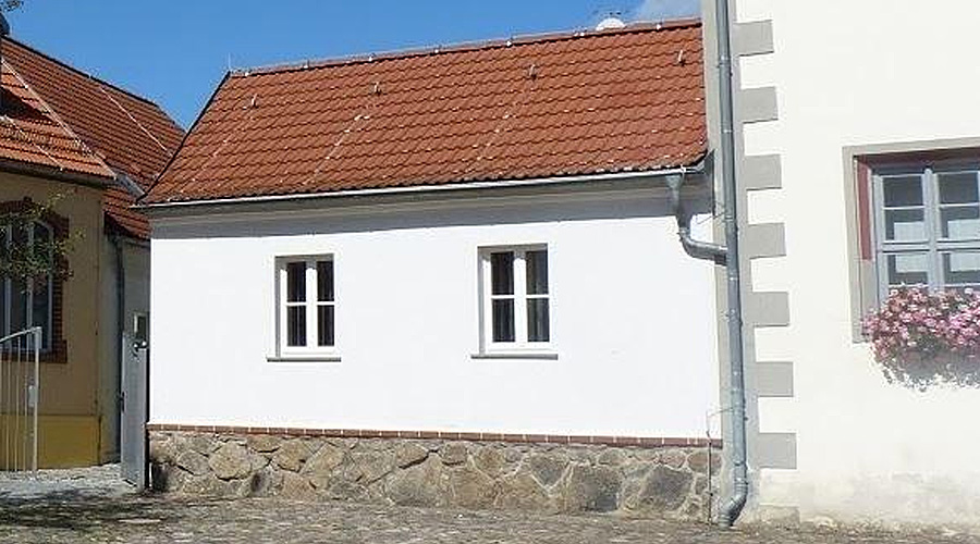 Gebäude neben dem Rathaus (Marktplatz)